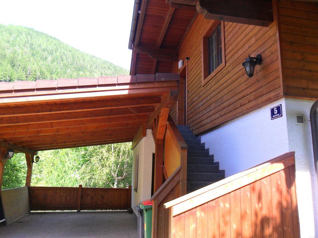 Ferienhaus Sara Бад Клайнкирххайм Екстериор снимка