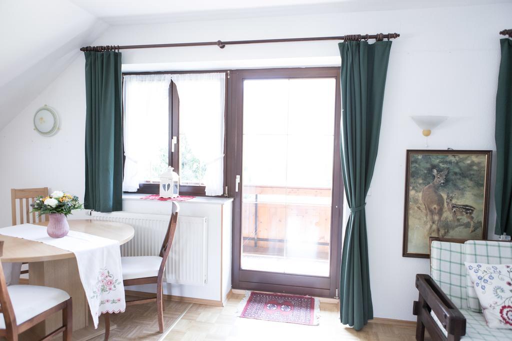 Ferienhaus Sara Бад Клайнкирххайм Екстериор снимка