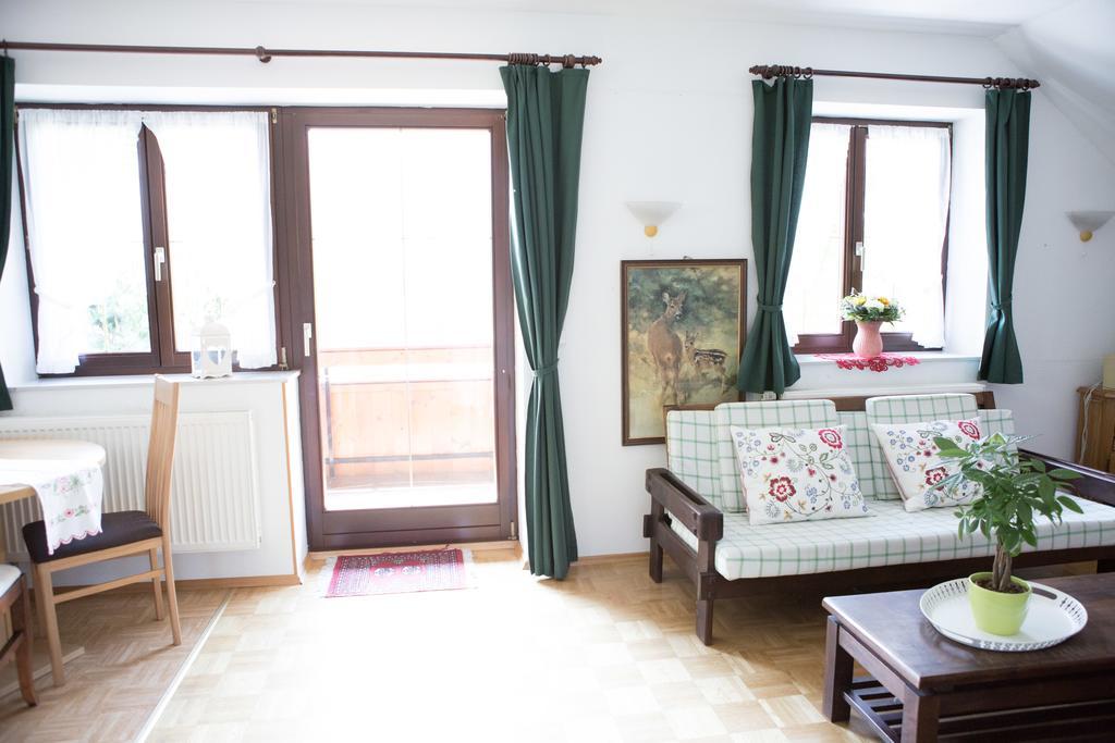 Ferienhaus Sara Бад Клайнкирххайм Екстериор снимка
