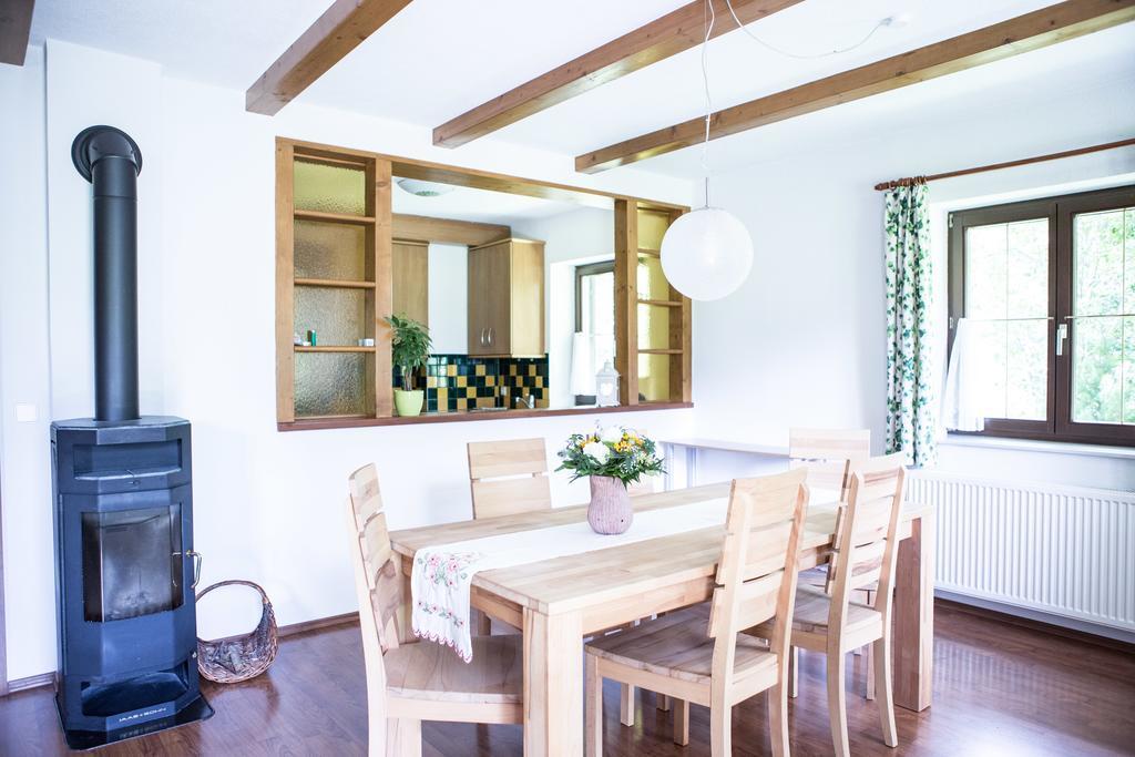 Ferienhaus Sara Бад Клайнкирххайм Екстериор снимка