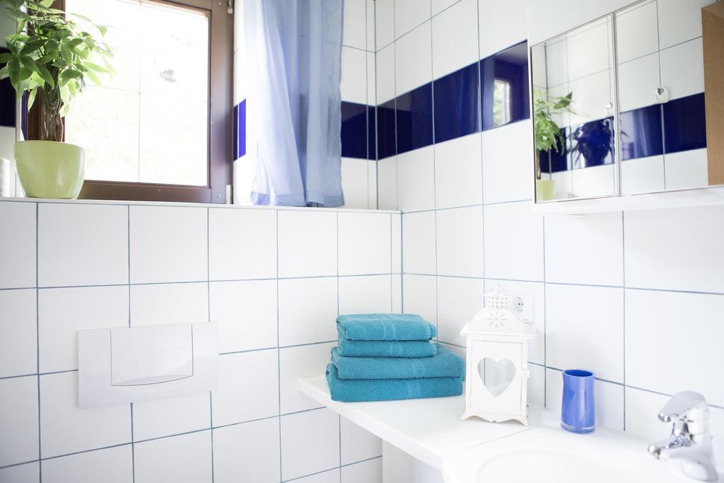 Ferienhaus Sara Бад Клайнкирххайм Екстериор снимка